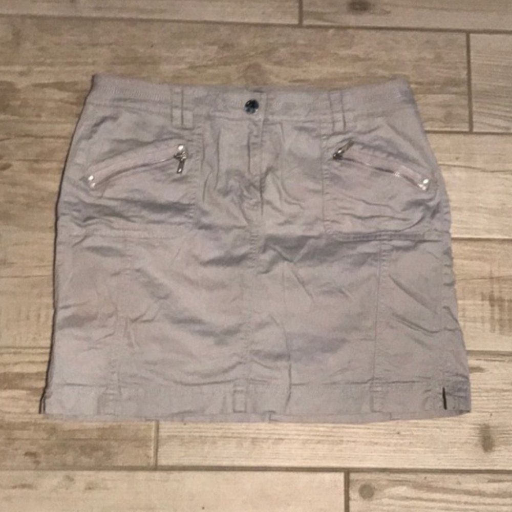 KHAKI MINI SKIRT WITH POCKETS